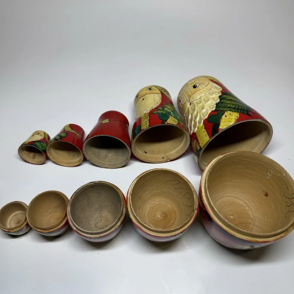 Vintage Santa Russian Matryoshka Wooden Nesting Dolls Set of 6 Has Paint Chips